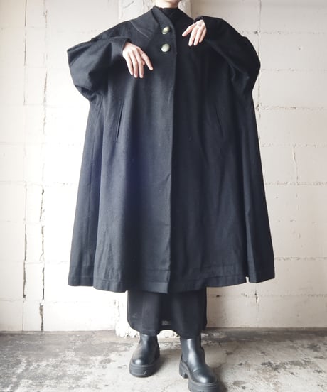 Shoulder Design Dolman Sleeve Coat BK