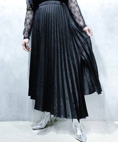 DKNY Asymmetric Pleats Skirt BK