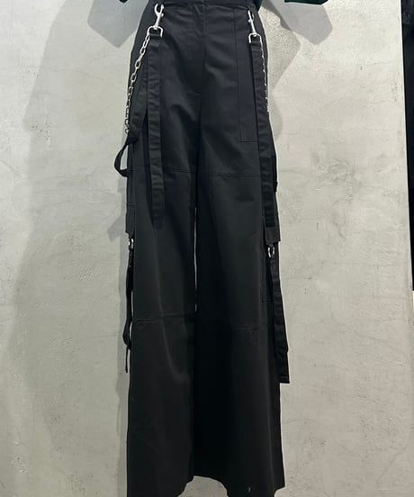 Wide Cargo Pants with Chain BK
