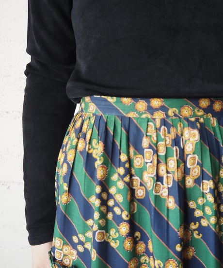 Stripe × Small Pattern Tiered Skirt NVGN