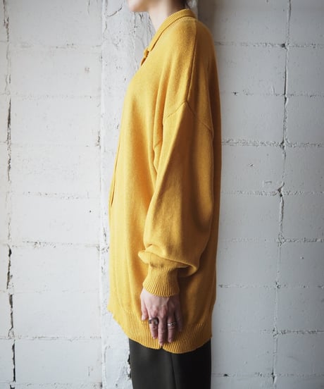 Many Button Collar Knit YE