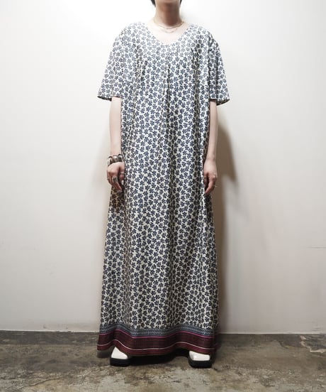 Leaf Pattern Collarless Dress WHNV