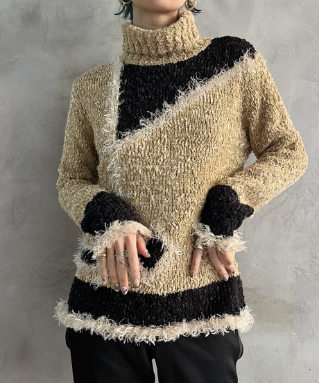 Pattern Design Shaggy Turtle Neck Knit BEBK