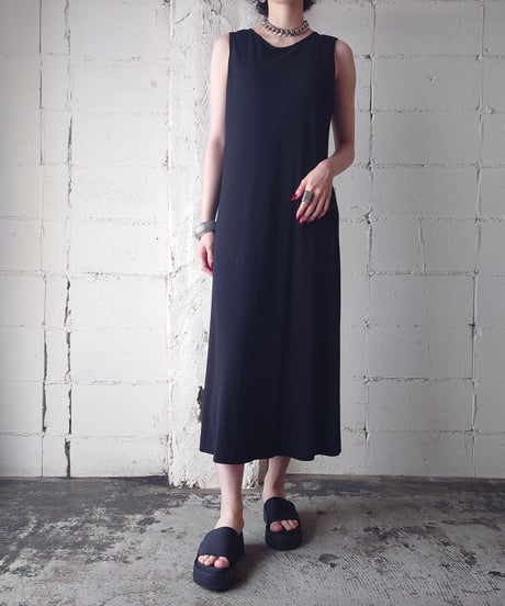 Round Neck Sleeveless Plain Dress BK