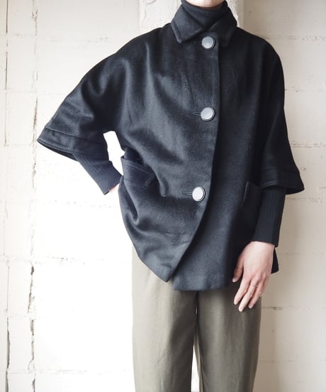 1960's Vintage Flared Sleeve Coat BK