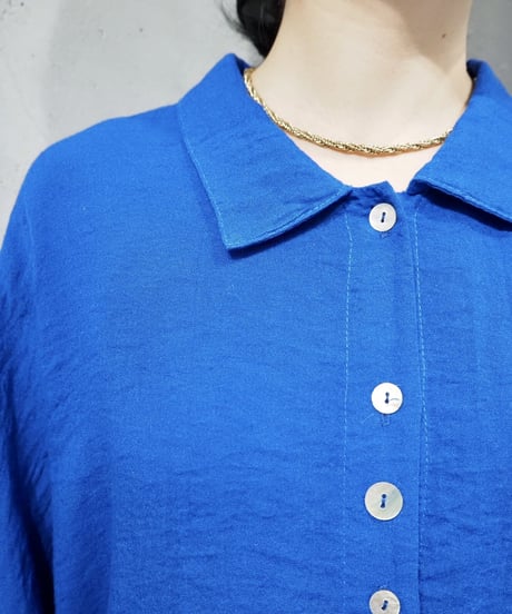 Wide Silhouette Design Blouse BL
