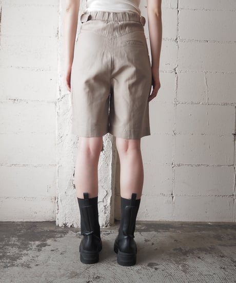 Side Belted Tuck Shorts BE