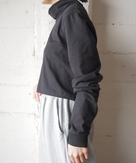 Calvin Klein Jeans Cropped Logo Cutsewn BK