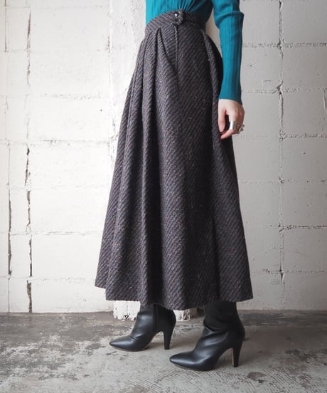 Tweed Tuck Flare Skirt BR