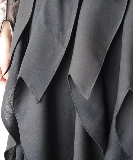 Zigzag Ruffled Tiered Skirt BK