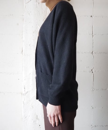 Cashmere Vneck Cardigan BK