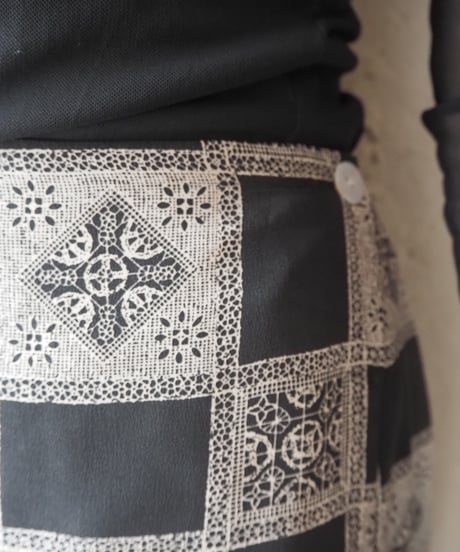 Geometric Pattern Wrap Skirt BKWH