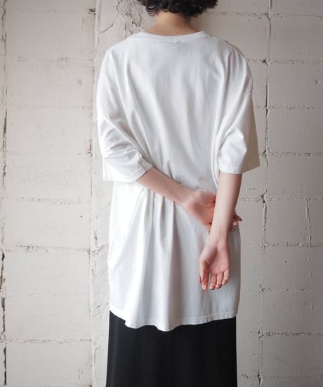 Dog Embroidery Tee WH