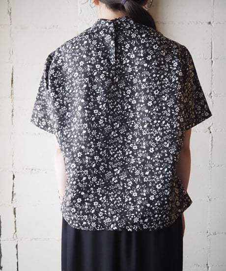 1960's Flower Pattern Blouse BK