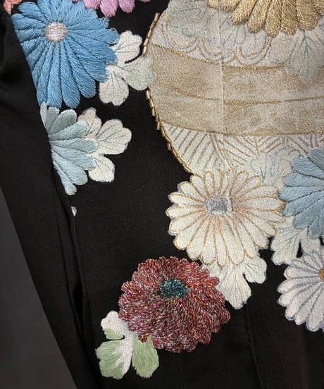 Flower Embroidery Zipup Blouson BK