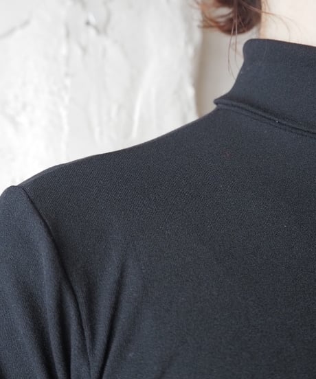 Back Zip Cropped Cutsewn BK