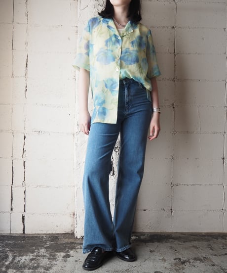 Floral Print Sheer Shirt LGNBL