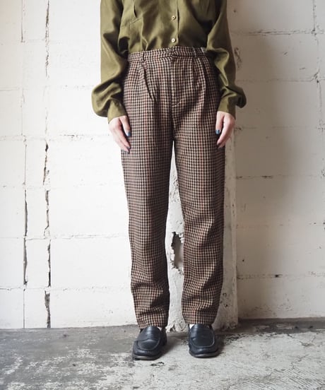 BURBERRYS Tuck Pants BKBR
