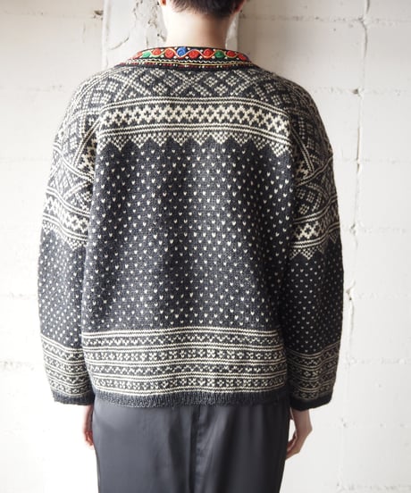 Metal Hook Embroidery Nordic Sweater DGRWH