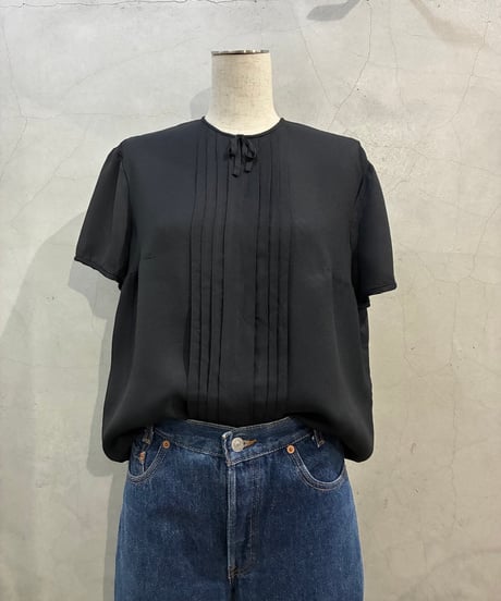 Pintuck S/S Blouse BK