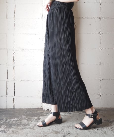 Pleated Wide Easy Pants BK