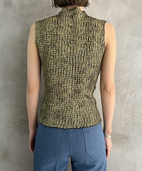 Pleated No Sleeve Tops GN