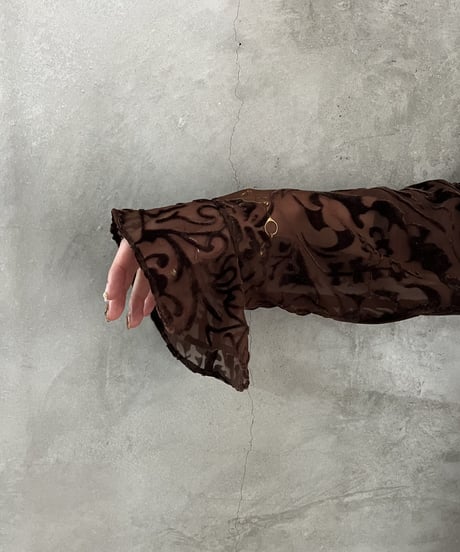 Velour Pattern Flair Sleeve Blouse BR