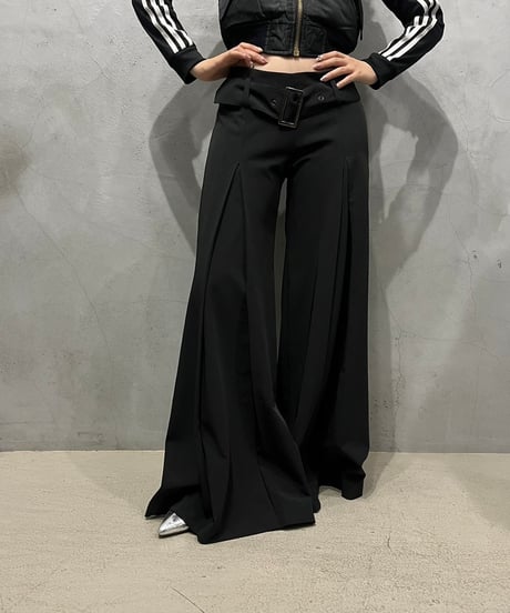 Belted Center Press Tuck Pants BK
