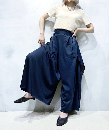 1325. ISSEY  MIYAKE Side Belted Wide Pants NV