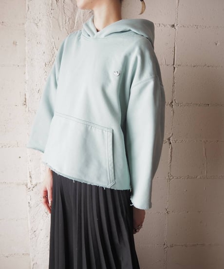 Remake adidas Cropped Hoodeie MGN