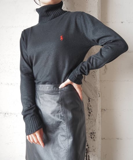 Ralph Lauren Cashmere Turtle Neck Knit BK