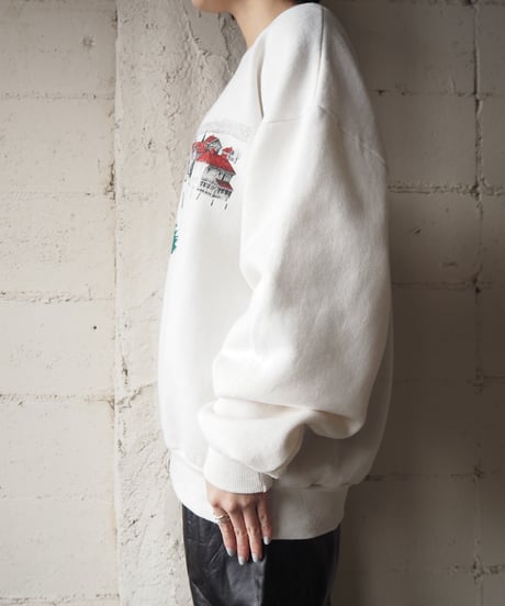 Red Roof Town Print Sweat WHRE