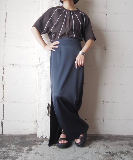 Collarless Piping Design Blouse DBR