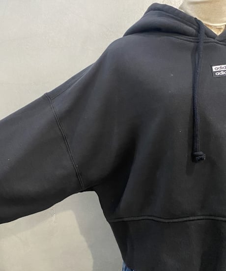 adidas  Logo Short Hoodie BK