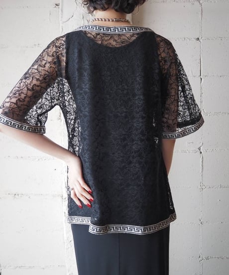 Pattern Neck Lace Pullover BK