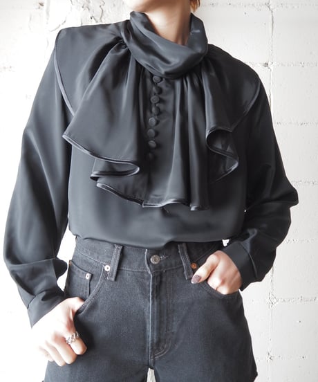 Back Open Ruffle Collar Blouse BK
