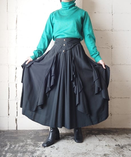 Ruffled Design Skirt BK