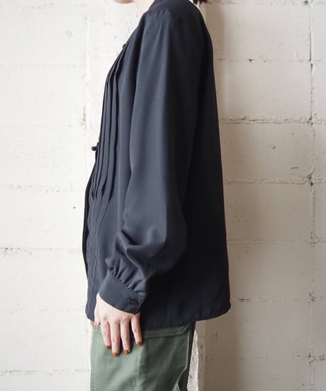 Pleated Collar China Shirts BK