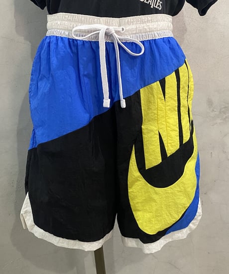 NIKE Logo Nylon Shorts BLBKYE