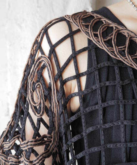 Code Embroidery Vest BK BR