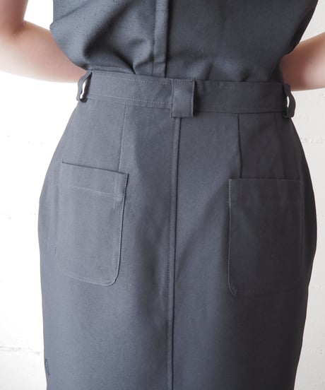 Front Slit Tight Skirt BK