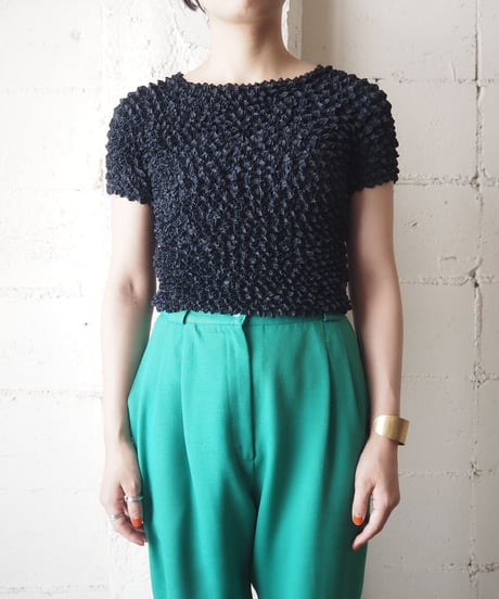 Short Sleeve Popcorn Tops BK