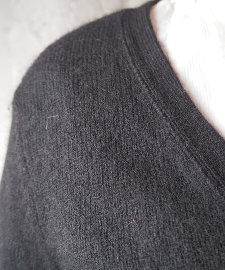A.P.C. Vneck Cardigan NV
