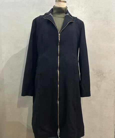 MM6 Maison Margiela Double Zip Detail Coat BK