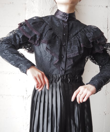 Frill Lace Blouse BK