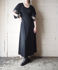 1970's Square Line Sleeve Dress BKBE