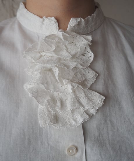 Euro Short Lace Frill Blouse WH