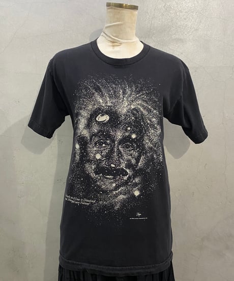 Albert Einstein Universe Tee BK