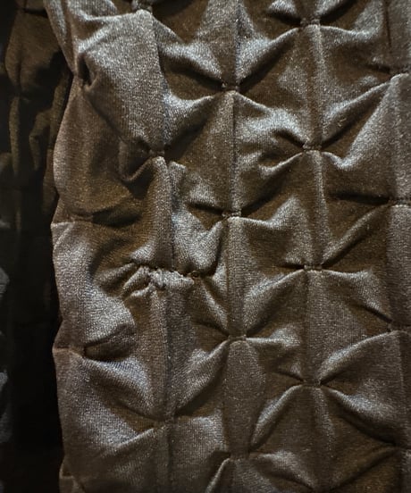 Bottle Neck Smocking Cutsewn BK