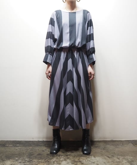 Dolman Sleeve Wide Stripe Dress BKGR